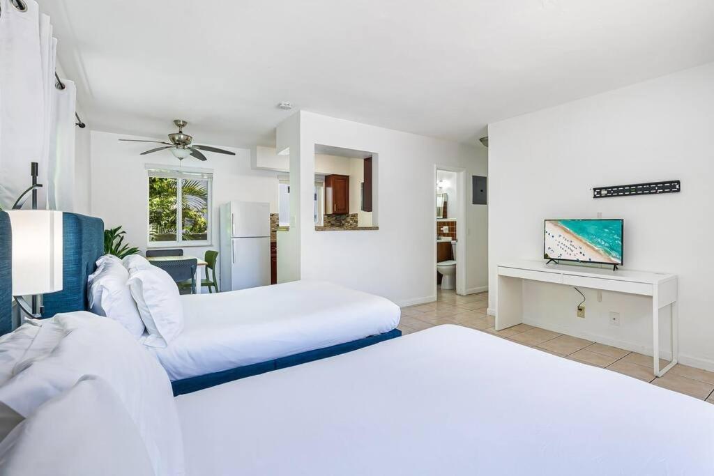 Hollywood Beach, Steps To The Beach, Pool Exterior foto